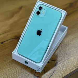 گوشی آیفون 11 نرمال کارکرده 128 ch باتری 95 سبز